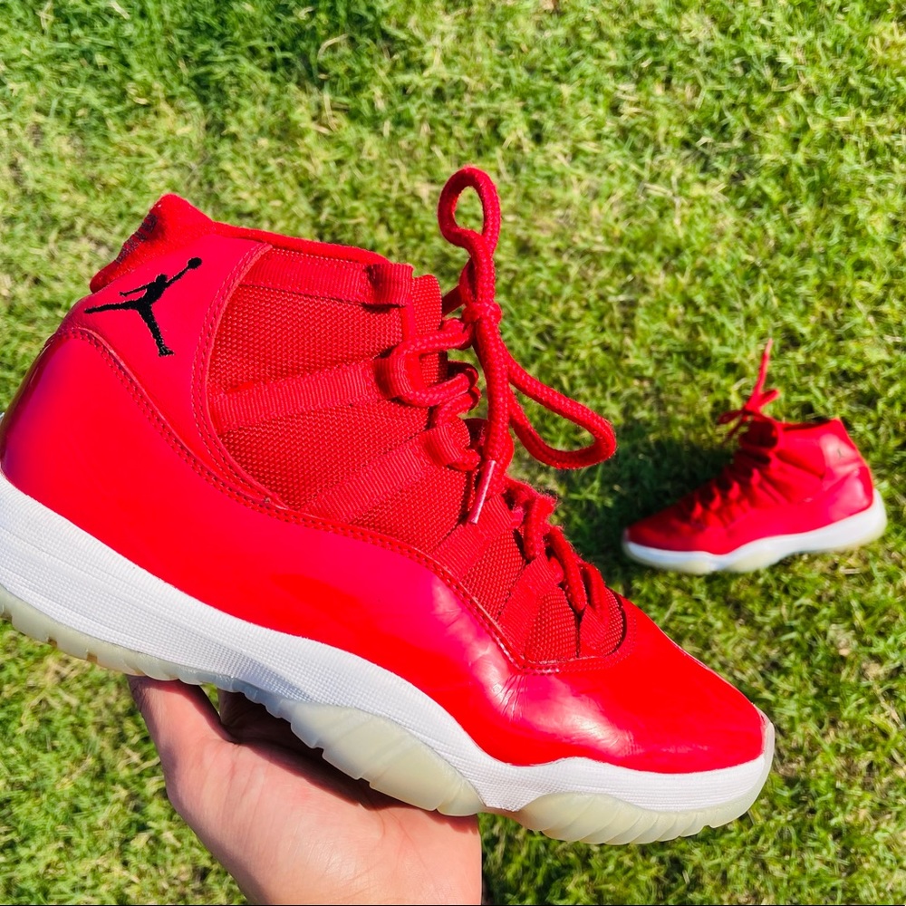 Air Jordan 11